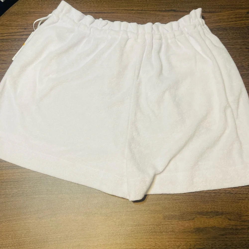 Anne Cole Women's White Athletic Shorts
